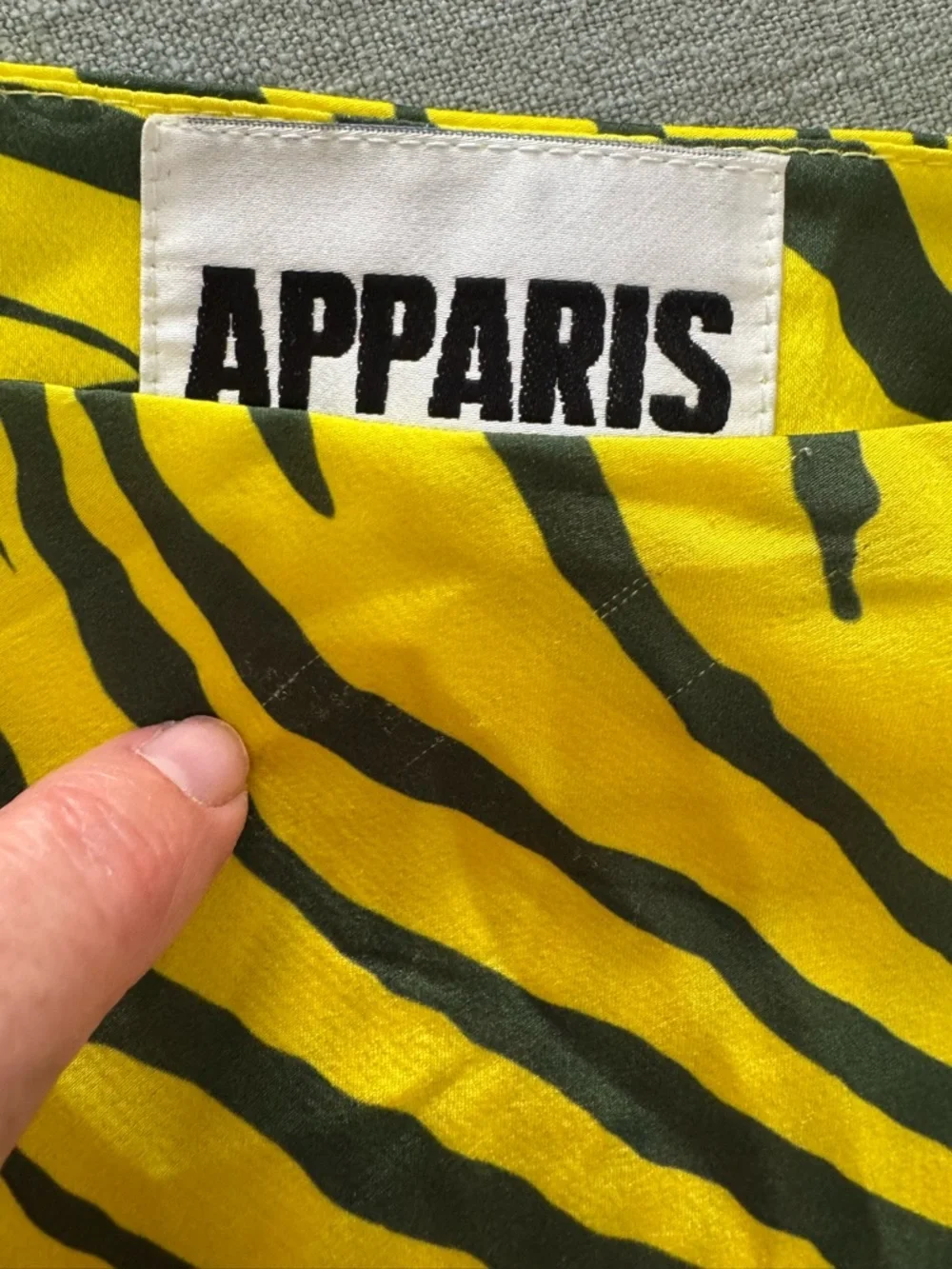 APPARIS FREE PEOPLE YELLOW ZEBRA PRINT SWING SKIRT SZ M - Picture 6 of 7